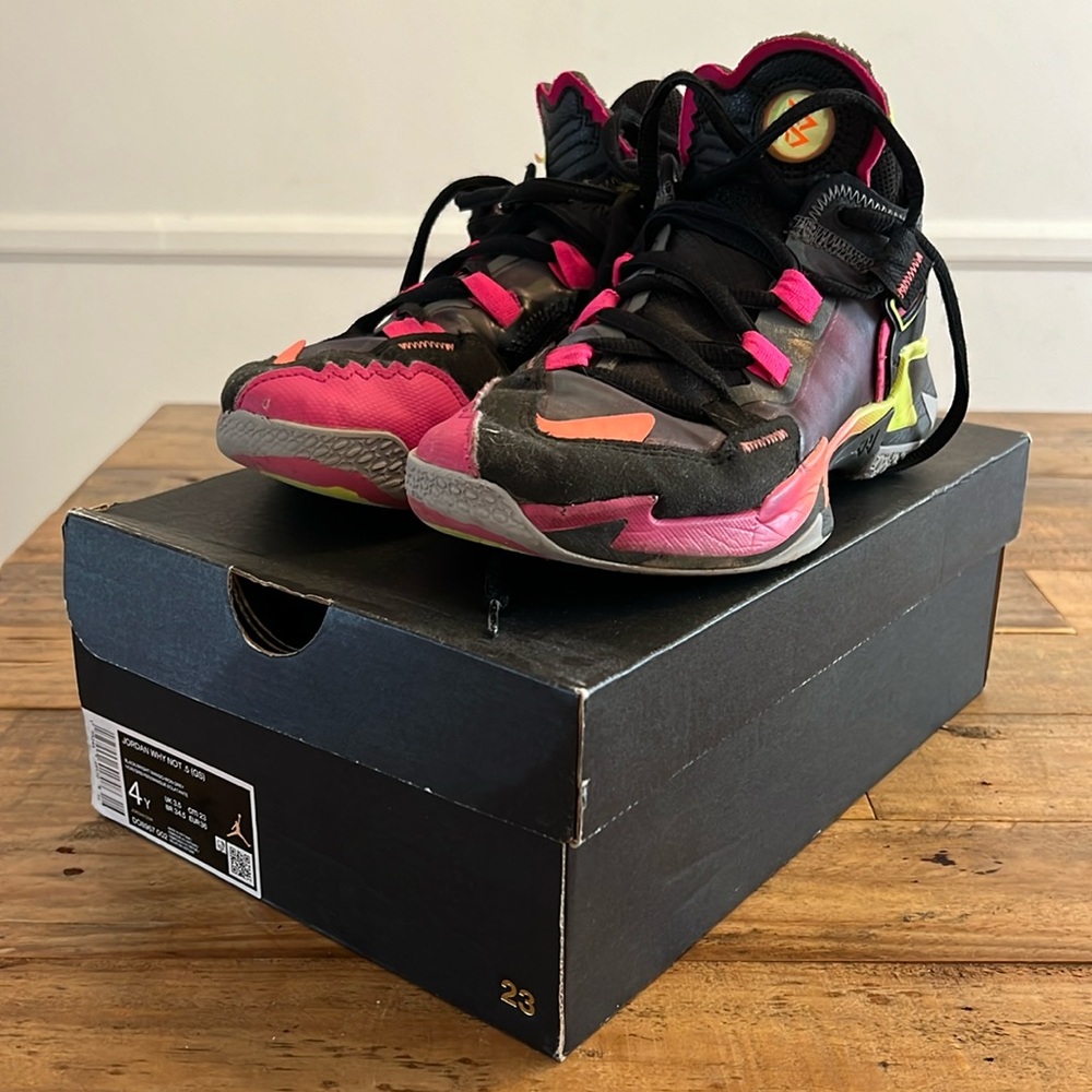 Jordan basketball shoes